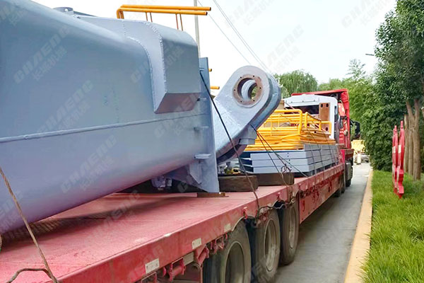 山東年產30萬噸礦粉線上殼體、搖臂發(fā)貨