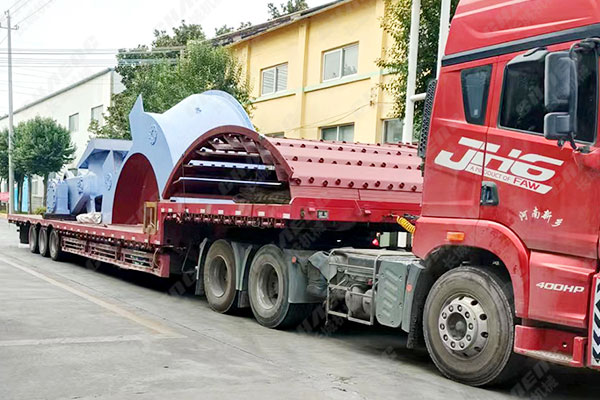 湖北年產60萬噸鋼渣線搖臂、磨輥等發(fā)貨